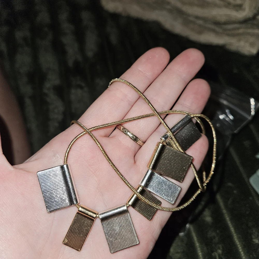 Vintage Jewlery Lot (10pc) - Picture 6 of 8